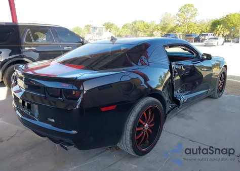 2011 Chevrolet Camaro 2Ss z USA, uszkodzony, nr VIN 2G1FT1EW1B9127684